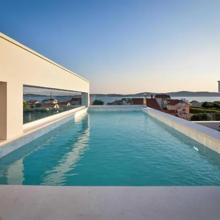 La Perla With Pool Bibinje