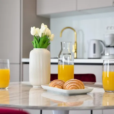 Διαμέρισμα La Perla With Pool *