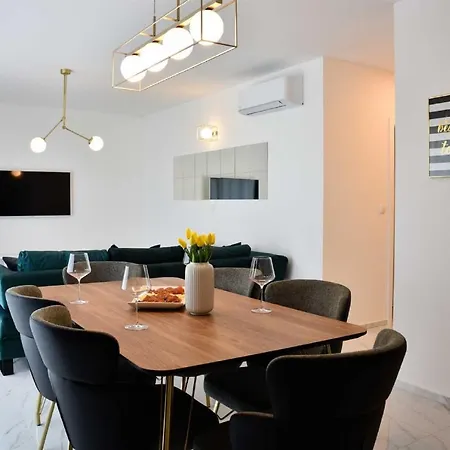 La Perla With Pool * Bibinje