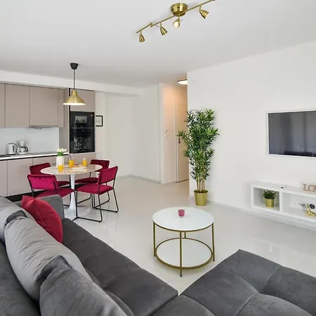 La Perla With Pool * Bibinje