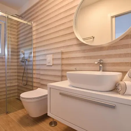 La Perla With Pool * Bibinje