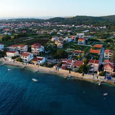 La Perla With Pool Bibinje