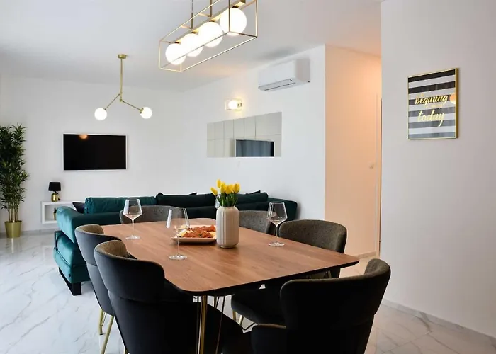 La Perla With Pool * Bibinje