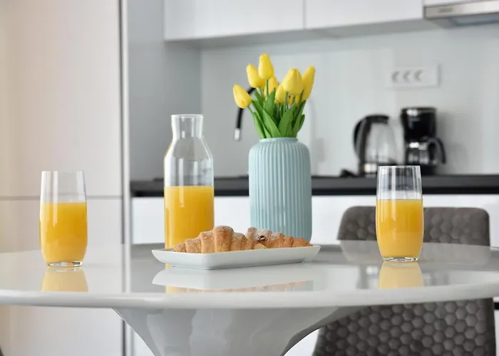 La Perla With Pool Lägenhet *