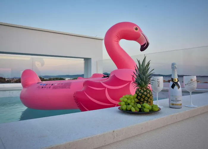 La Perla With Pool * Bibinje