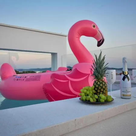 La Perla With Pool * Bibinje