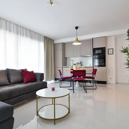 La Perla With Pool Bibinje