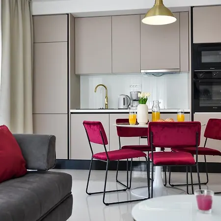 La Perla With Pool Apartment *