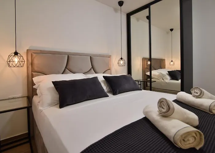 Apartamento La Perla With Pool *