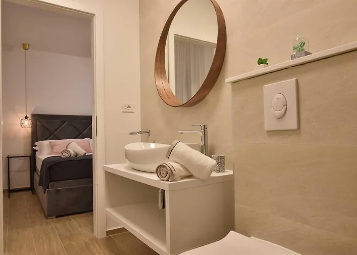 Apartamento La Perla With Pool *