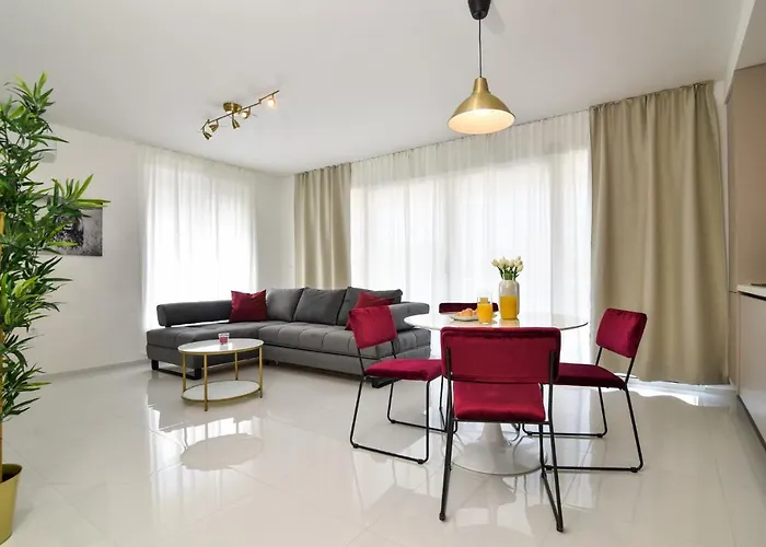 La Perla With Pool * Bibinje