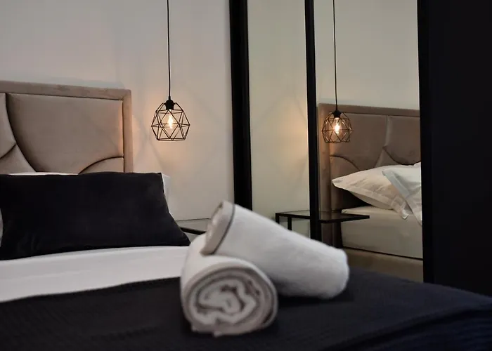 La Perla With Pool Apartman *