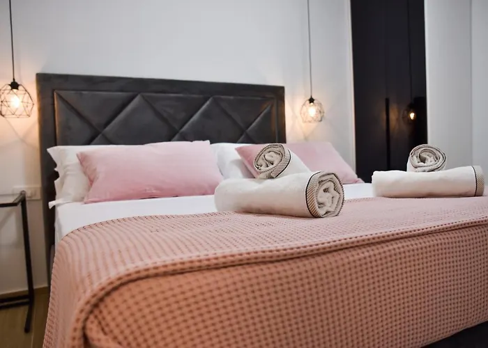 Apartamento La Perla With Pool *