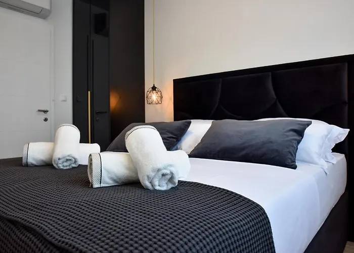 Apartman La Perla With Pool Bibinje