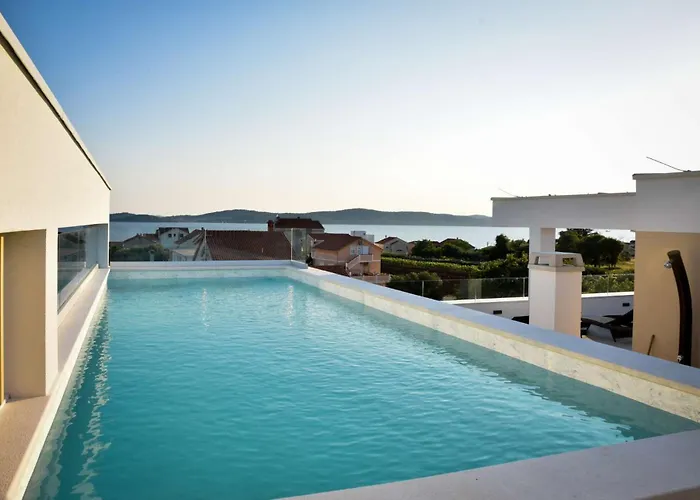 Apartamento La Perla With Pool